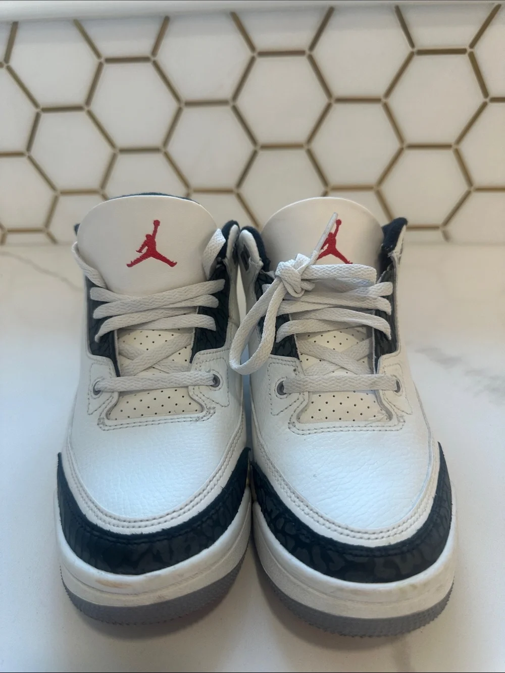 Air Jordan Kids' White and Black Retro Sneaker size 3Y